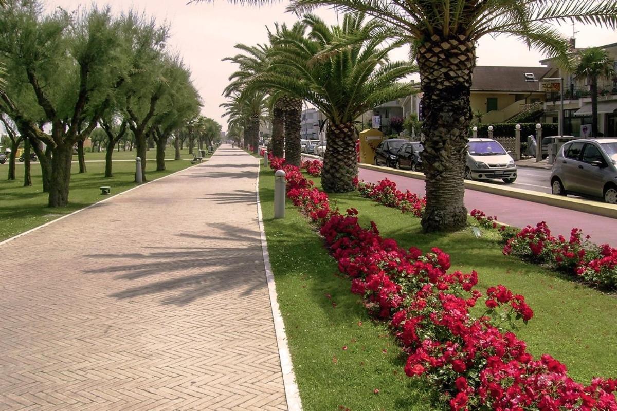 شقة La Conchiglia Porto SantʼElpidio المظهر الخارجي الصورة